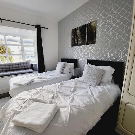 City Centre Room, Wifi, Share Facility Swansea Dış mekan fotoğraf