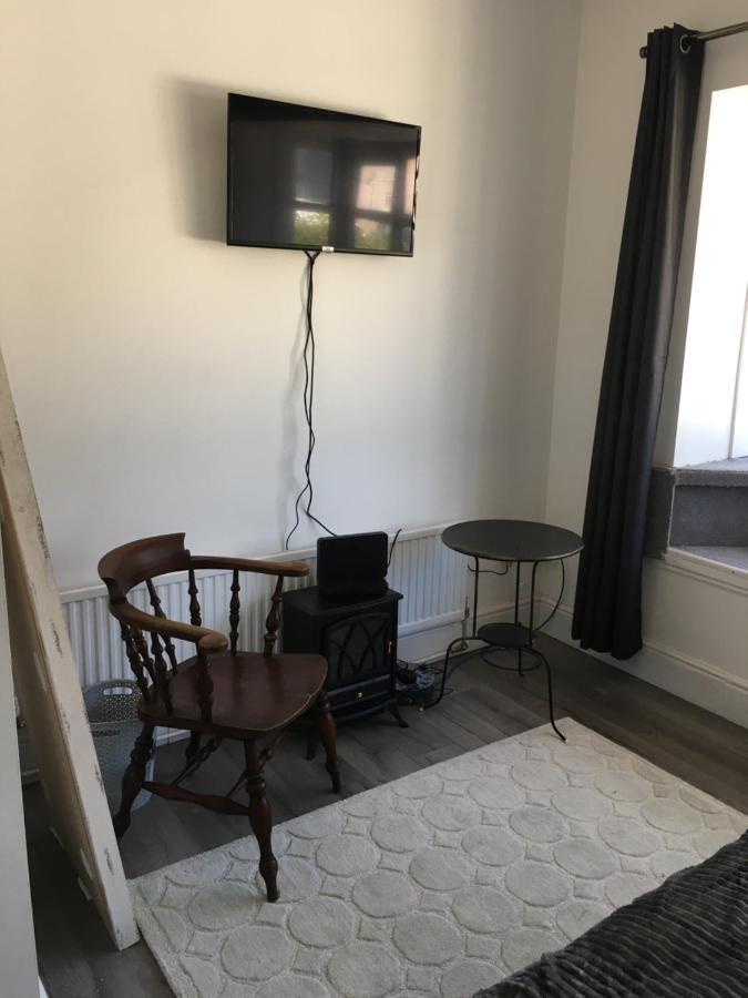 City Centre Room, Wifi, Share Facility Swansea Dış mekan fotoğraf