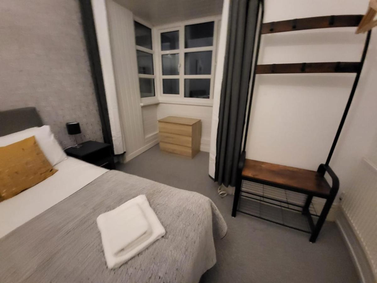 City Centre Room, Wifi, Share Facility Swansea Dış mekan fotoğraf